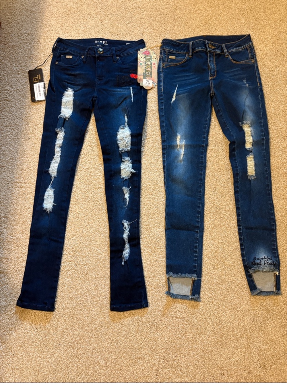 Women’s Distressed Skinny Jeans - Dark Blue